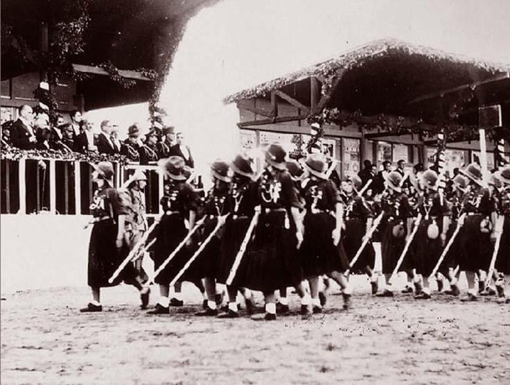 Atatürkün katıldığı 29 Ekim kutlamalarından fotoğraflar