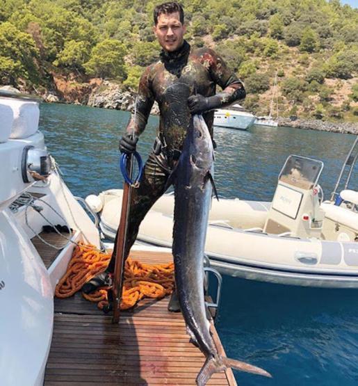 Kıvanç Tatlıtuğ ve Çağatay Ulusoyun balık sevdası