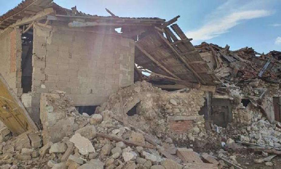 Depremin merkez üssü Yunan adasından ilk görüntüler
