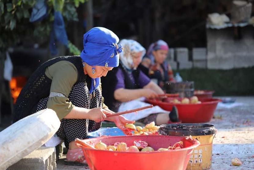 Geleneksel yöntemlerle hazırlanıyor Şeker hastalığına ve tansiyona karşı birebir