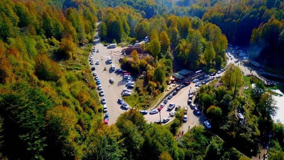 Manzarasıyla hayran bırakıyor Ulugölde sonbahar güzelliği