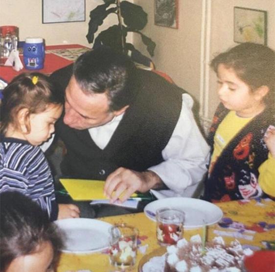 Gül Sunal ve Ali Sunaldan duygulandıran Kemal Sunal paylaşımları