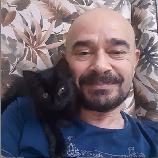 Burak Denizin acı günü Babası hayatını kaybetti