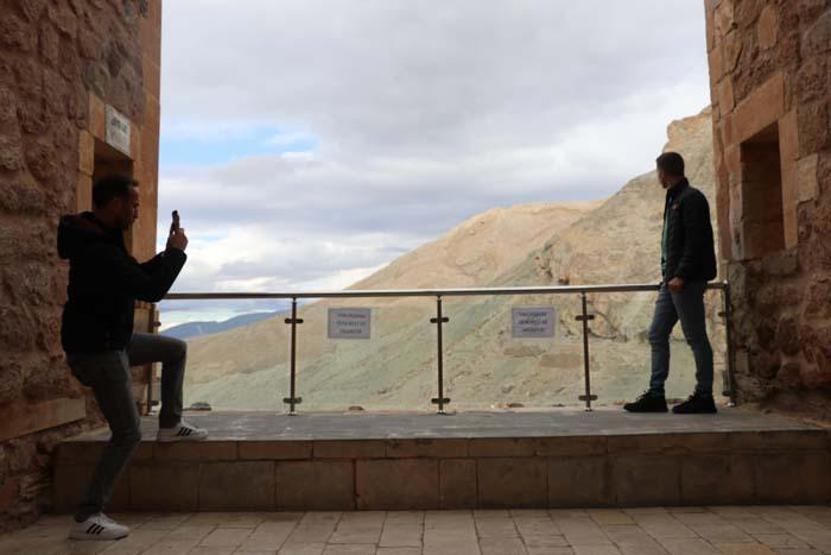 Osmanlı mirası İshak Paşa Sarayı 105 bin turist ağırladı