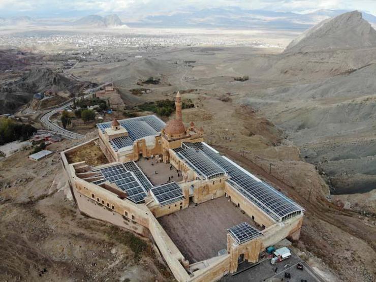 Osmanlı mirası İshak Paşa Sarayı 105 bin turist ağırladı