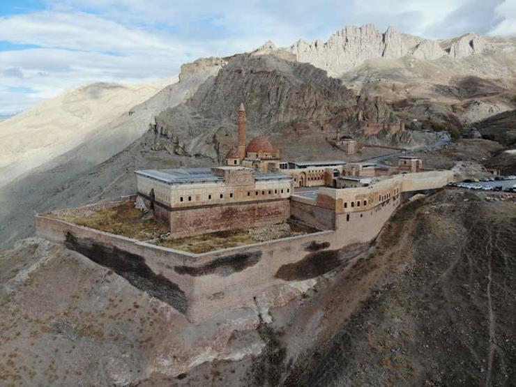 Osmanlı mirası İshak Paşa Sarayı 105 bin turist ağırladı