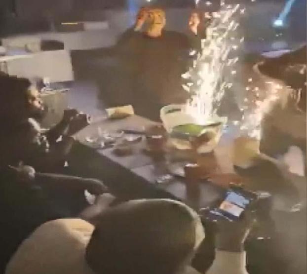 Esenyurtta gece kulübünde Miss Uganda güzellik yarışması