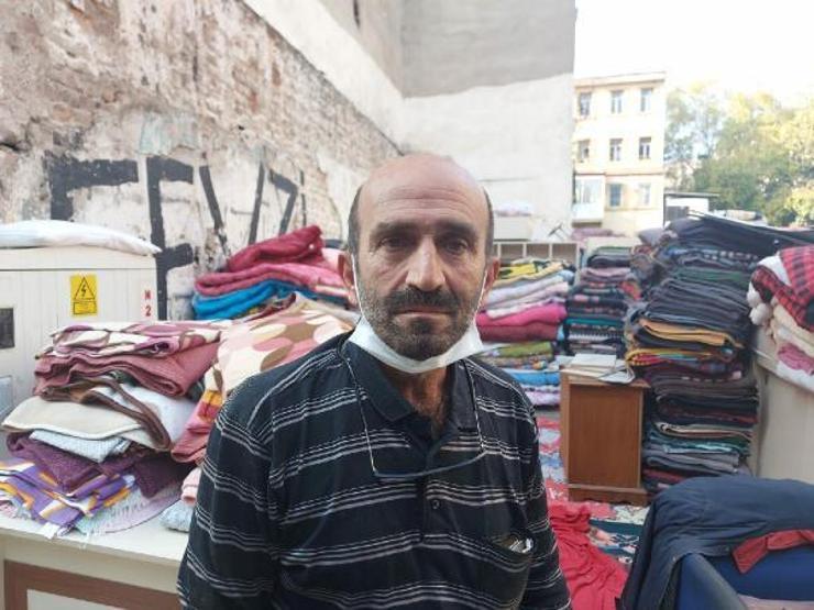 Depremzedelerin battaniyelerini satan kişi hurdacı çıktı