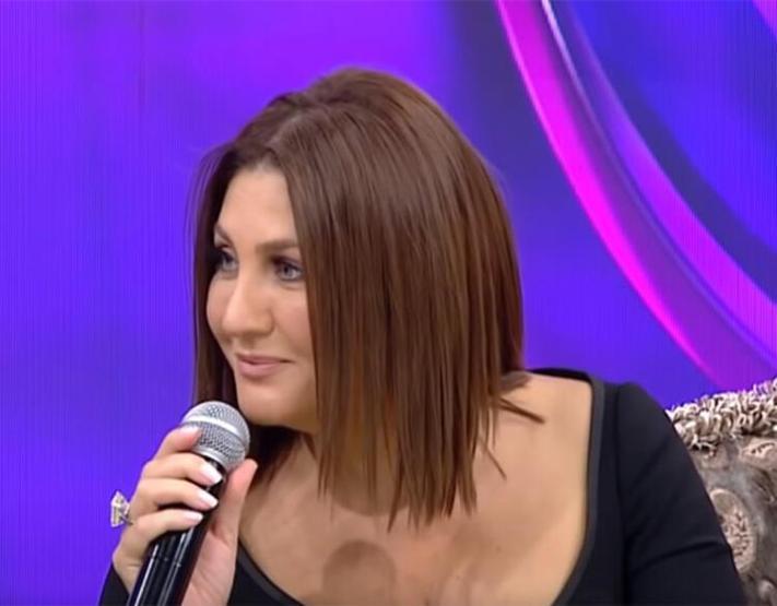 İbo Showda duygusal anlar İbrahim Tatlıses ile Aydemir Akbaş gözyaşlarını tutamadı