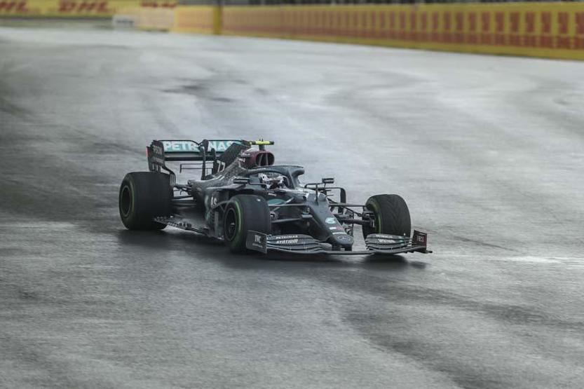 Lewis Hamilton İstanbulda tarih yazdı
