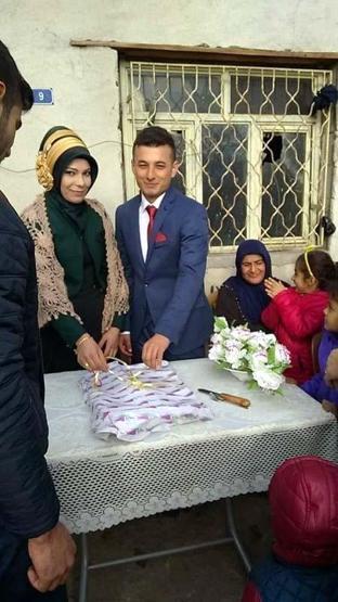 Şehit Uzman Çavuş Abdurrahman Topuksuz, son yolculuğuna uğurlandı