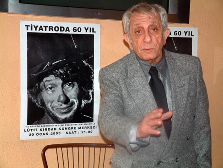 Nejat Uygurun vefatının ardından yedi yıl geçti