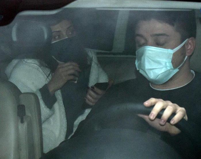 Cansu Dereden çift maskeli önlem