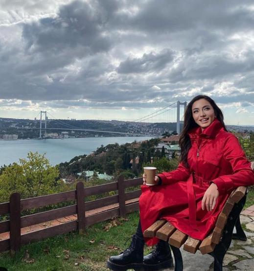 Öykü Gürmanın babası ile ilgili söylediği sözler büyük yankı uyandırdı