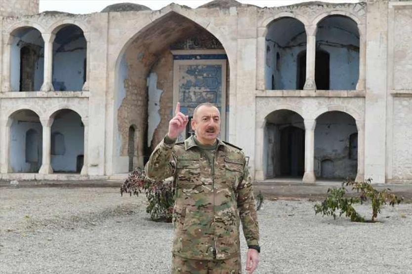 27 yıl sonra tarihi ziyaret Azerbaycanın First Ladysi paylaştı... Dikkat çeken detay
