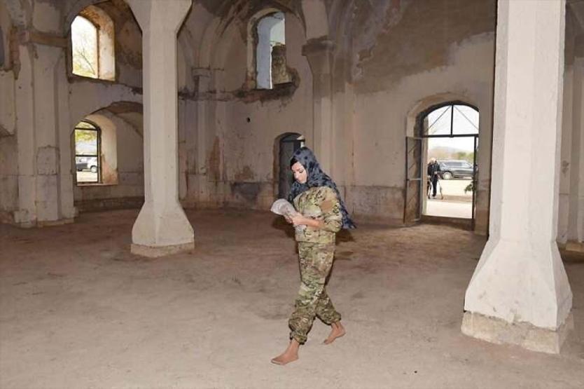 27 yıl sonra tarihi ziyaret Azerbaycanın First Ladysi paylaştı... Dikkat çeken detay