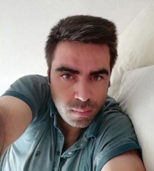 Boşanmak istediği eşi, çocuklarının önünde boğazını kesti