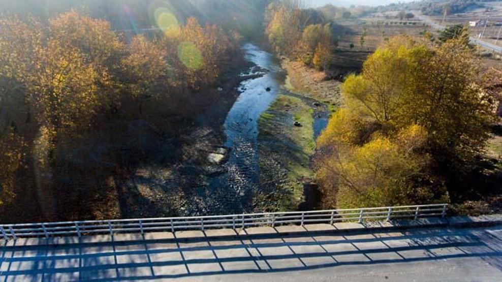 Havadan görüntülendi Sındırgı sonbahar güzelliği ile göz kamaştırıyor