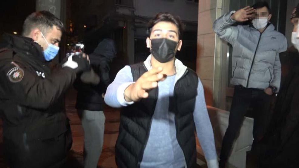 DHA muhabirine çirkin saldırı... Kısıtlamayı ihlal eden boksör, gazetecinin burnunu kırdı