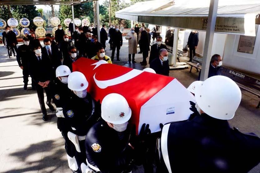 Eski bakanlardan Nevzat Ayaz son yolculuğuna uğurlandı