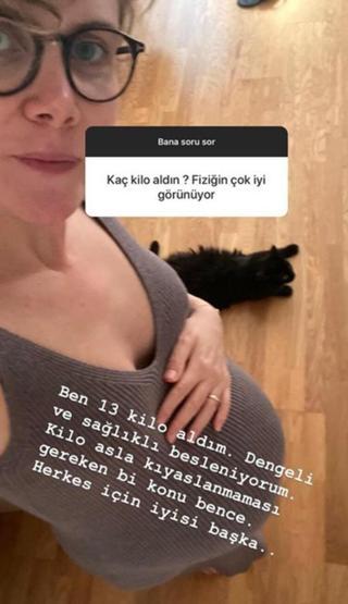 Doğum anını paylaşan Ayşecan Tatariye tepki geldi