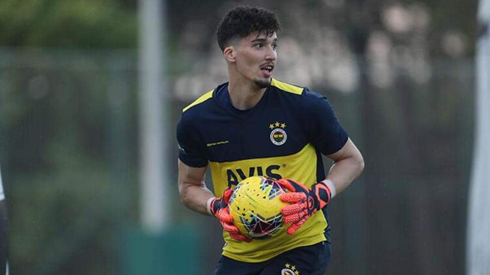 Fenerbahçe son dakika haberleri: Altay Bayındırın talipleri artıyor