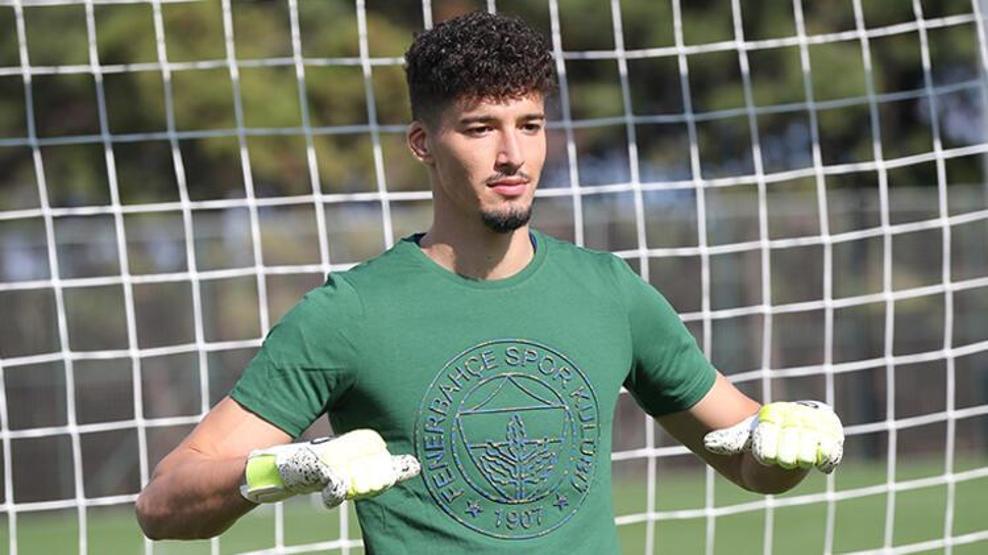 Fenerbahçe son dakika haberleri: Altay Bayındırın talipleri artıyor