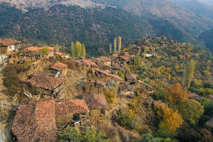İzmirin hayalet köyü: Lübbey Sadece 5 kişi kaldı