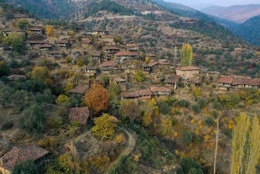 İzmirin hayalet köyü: Lübbey Sadece 5 kişi kaldı