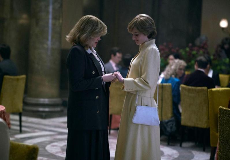 Düşes de izliyormuş Kraliyet ile ilgili The Crown iddiası