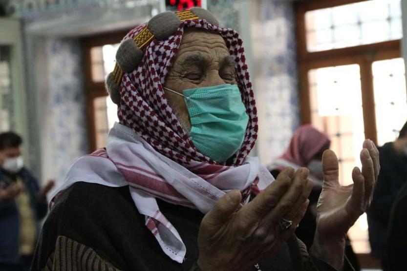 Cuma namazı sonrası yağmur duası edildi