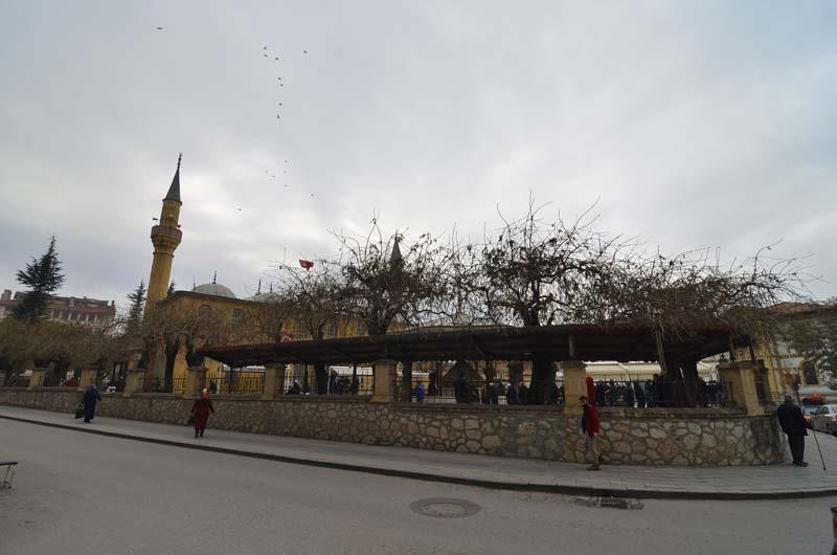 Cuma namazı sonrası yağmur duası edildi