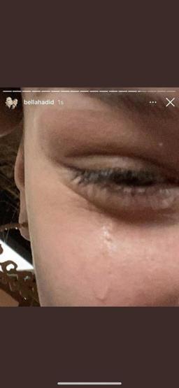 Bella Hadidin paylaşımı Türk takipçilerinin dikkatini çekti