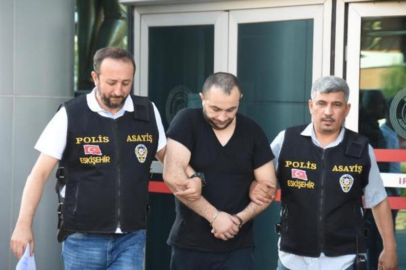 Sarar çiftini soyanlara 27’şer yıl hapis