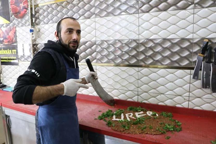 2020 yılında Googleda en çok aranan tariflerden biriydi Şanlıurfada lahmacun sevinci