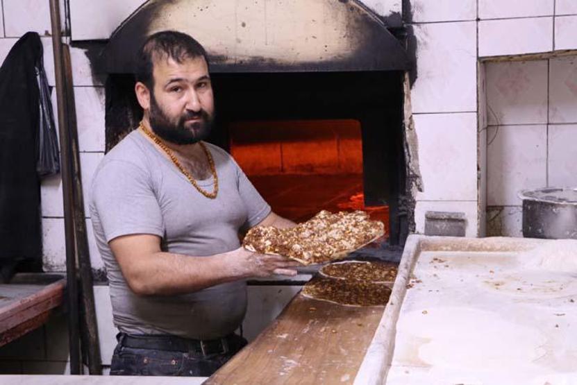 2020 yılında Googleda en çok aranan tariflerden biriydi Şanlıurfada lahmacun sevinci