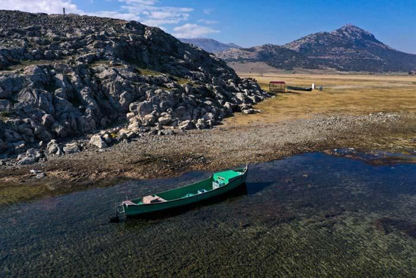 Türkiye’nin yerleşim yeri bulunan tek göl adası
