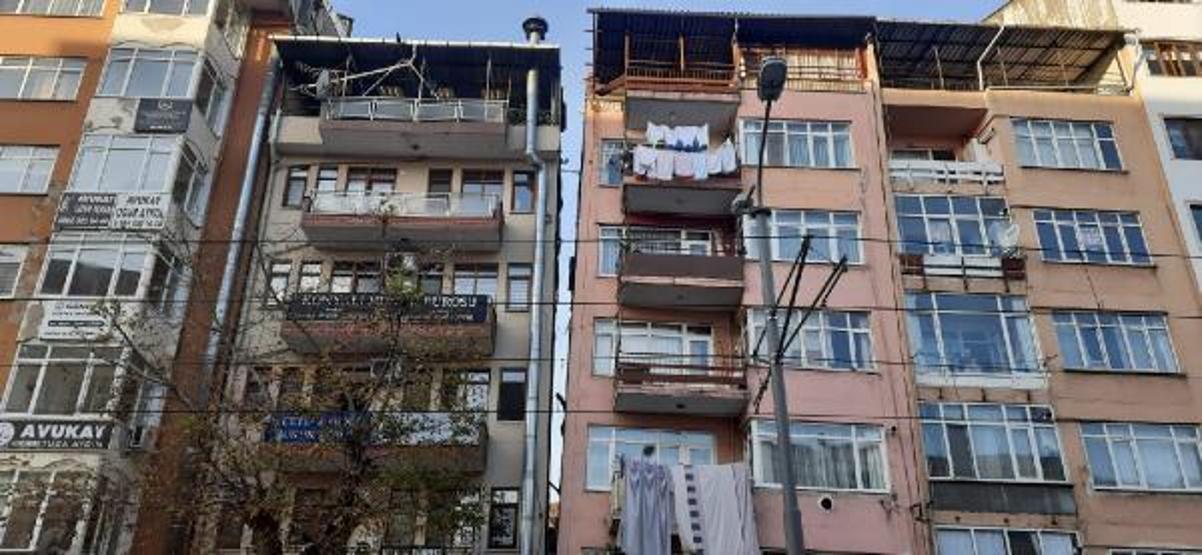İzmitte Pisa kulesine benzeyen binalar yıkılacak