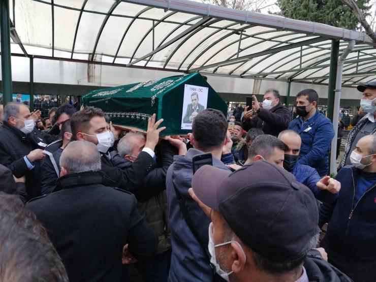 Engin Nurşani, türkülerle son yolculuğuna uğurlandı