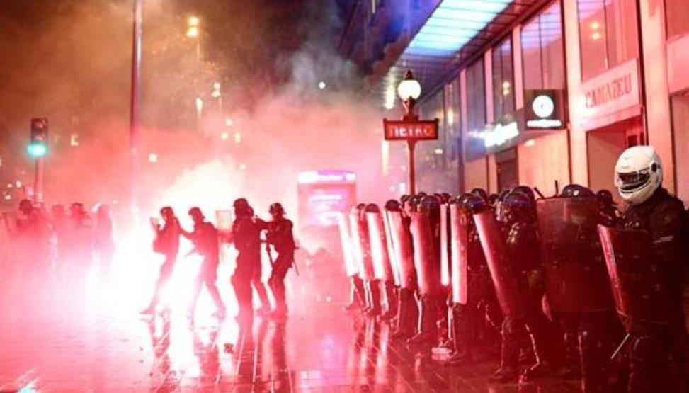 Koronavirüsün gölgesinde dünyada 2020 böyle geçti