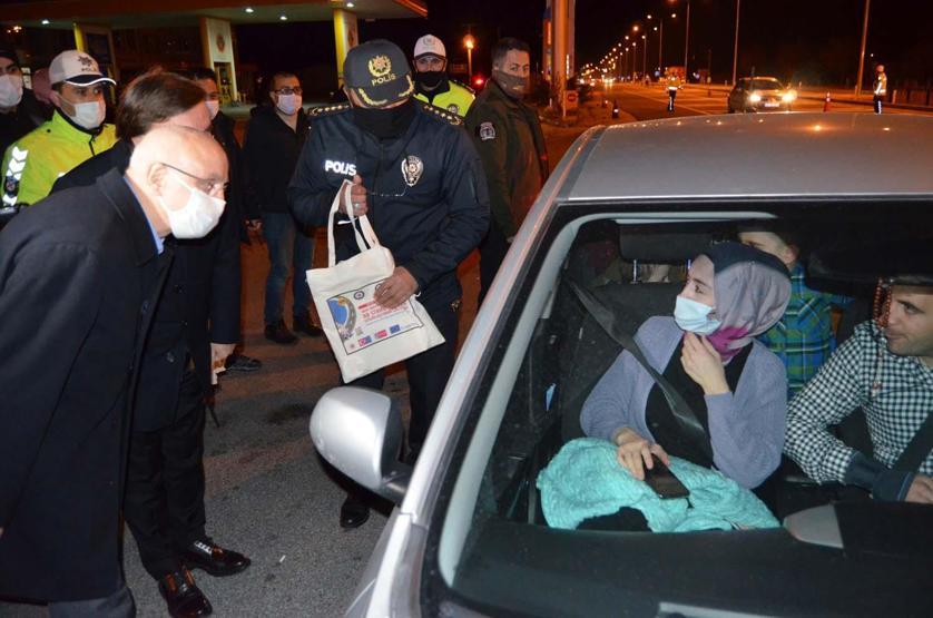 3 bin 890 noktada trafik uygulaması yapılıyor