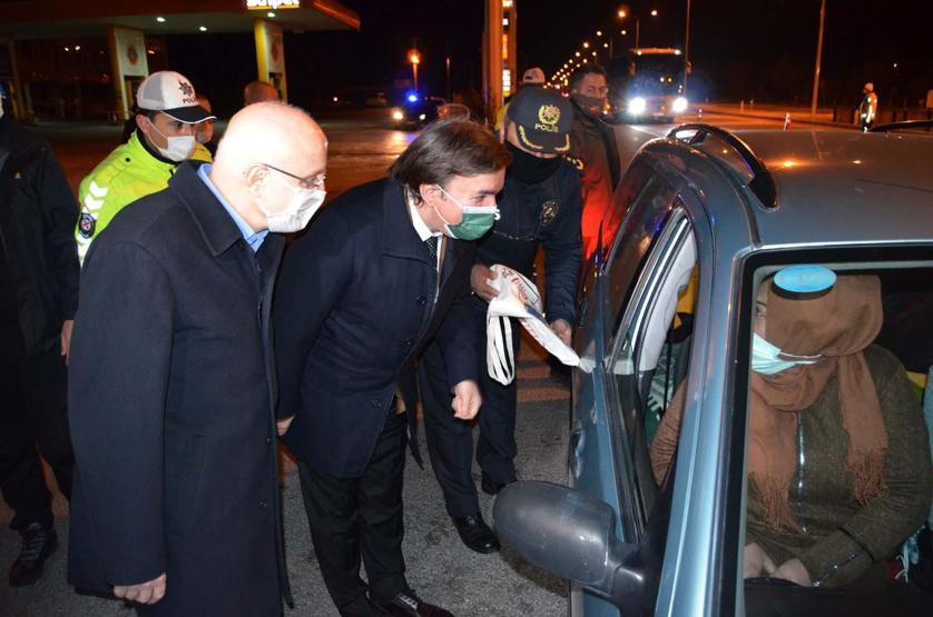 3 bin 890 noktada trafik uygulaması yapılıyor