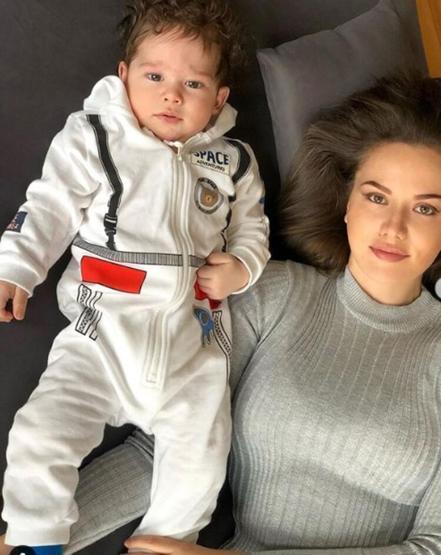 Fahriye Evcenin, Karan için bakıcı tutacağı öğrenildi