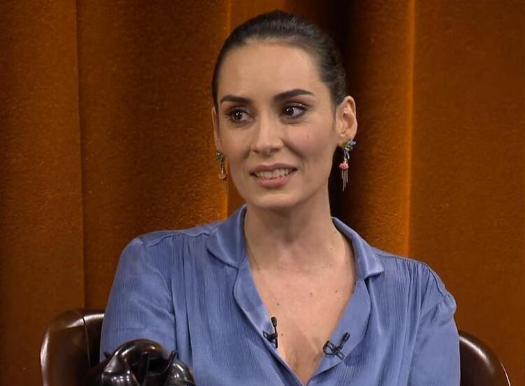 Melisa Sözen muhabirlerin sorularını yanıtladı: Fransaya dönecek mi