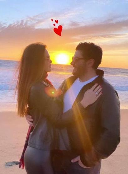 Ebru Şallı ile eşi Uğur Akkuş, Malibuda aşk tazeledi