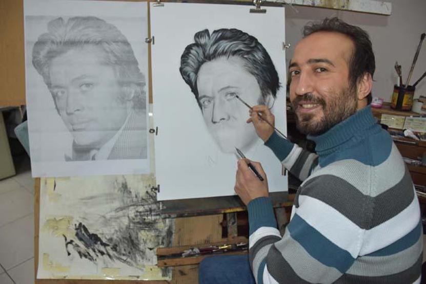Gece güvenlik görevlisi gündüz ressam