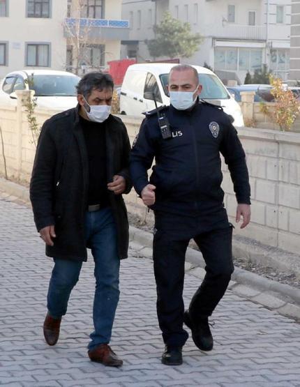 Kayseride kocası tarafından eve kilitlenen kadın kurtarıldı