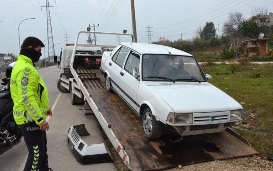Drift yapan genç polisle tartıştı