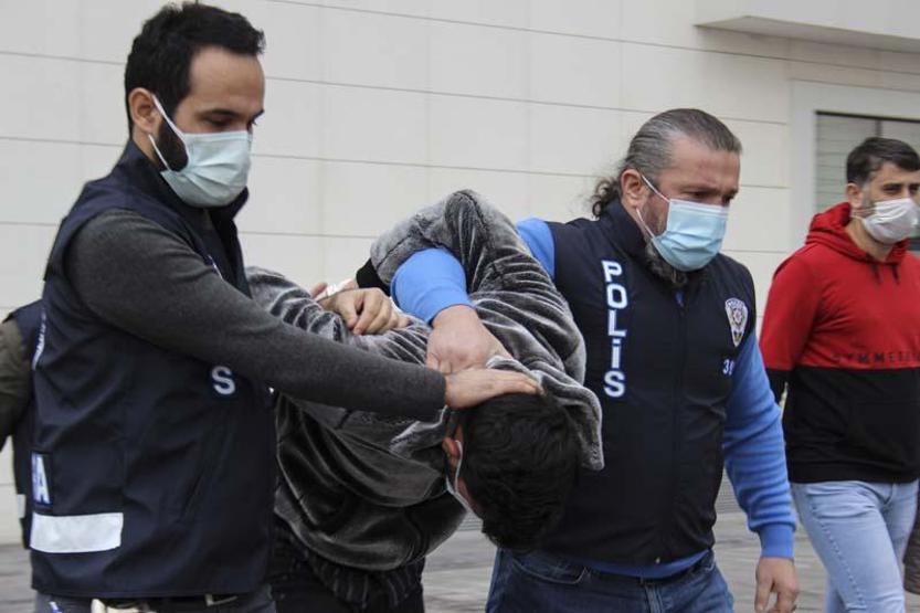 Ümitcan Uygunun yakınları gazetecilere saldırdı
