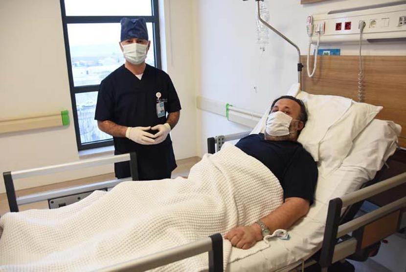 Bir sivilce ile hayatı karardı, 5 saatlik operasyonla ölümden döndü